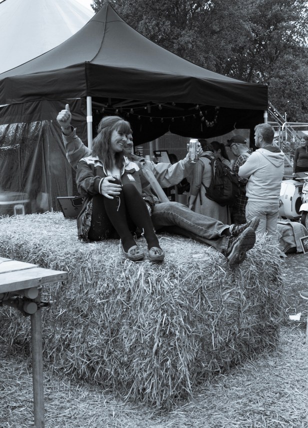 EE87BEFB-B143-40CD-90CB-D85FD16192E0